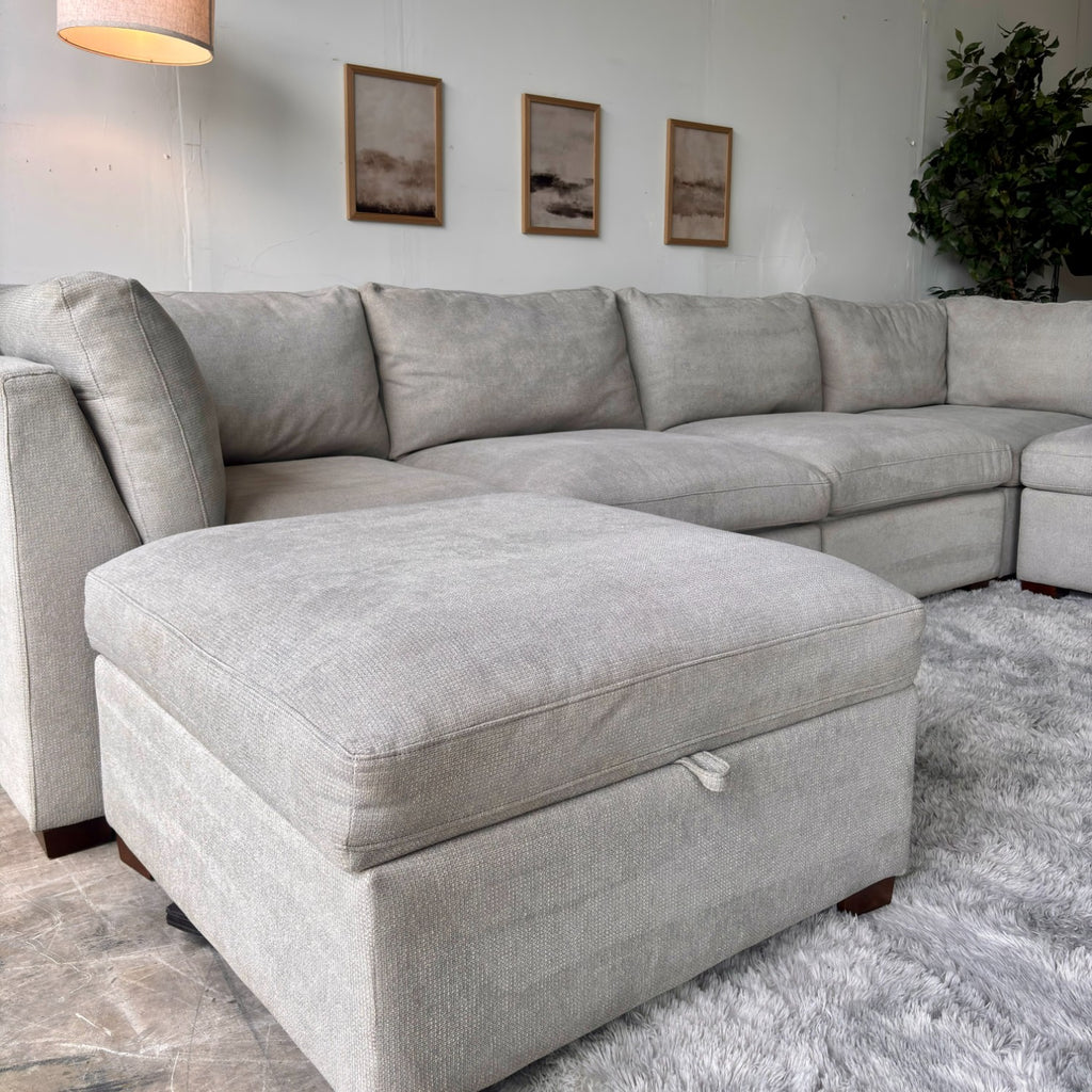 Beige Modular Thomasville "Tisdale" Sectional with Storage Ottoman - Modular Comfort