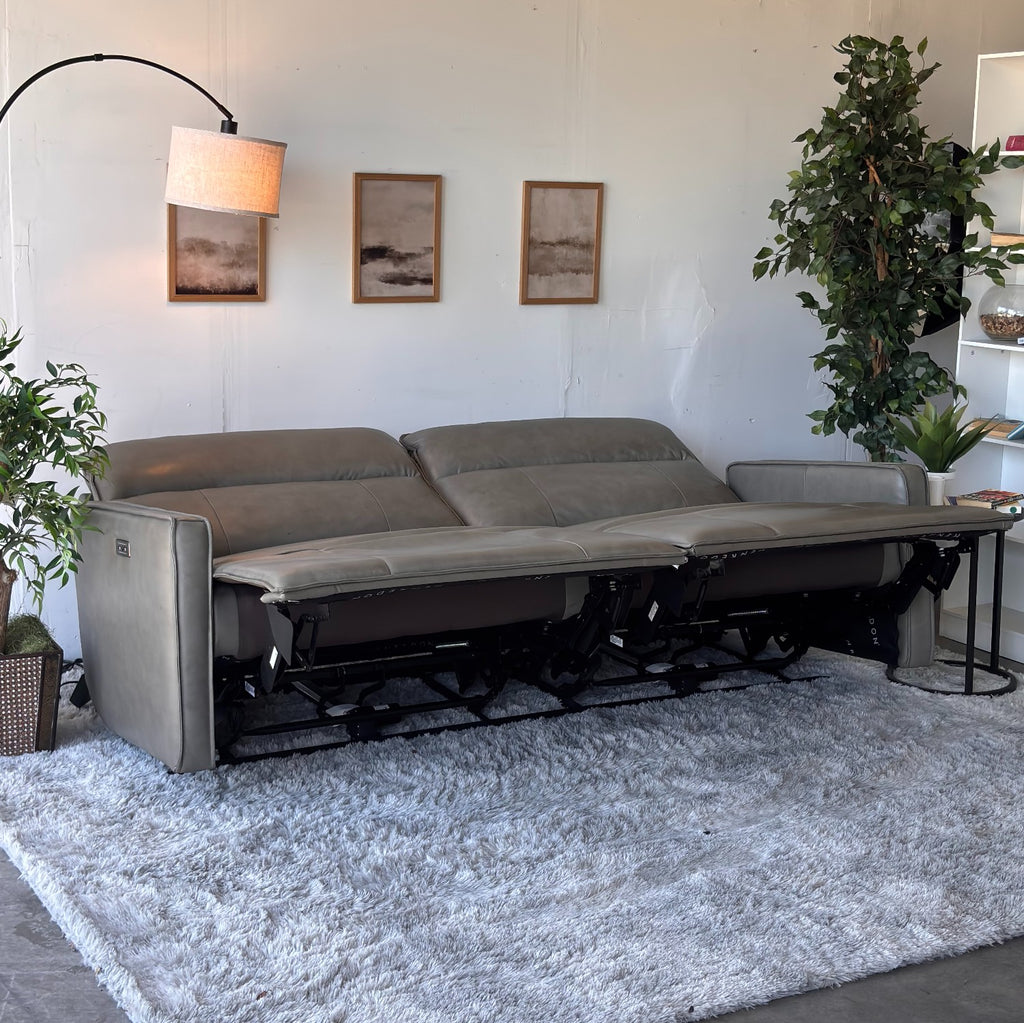 Henredon Keira Leather Zero-gravity Reclining Sofa