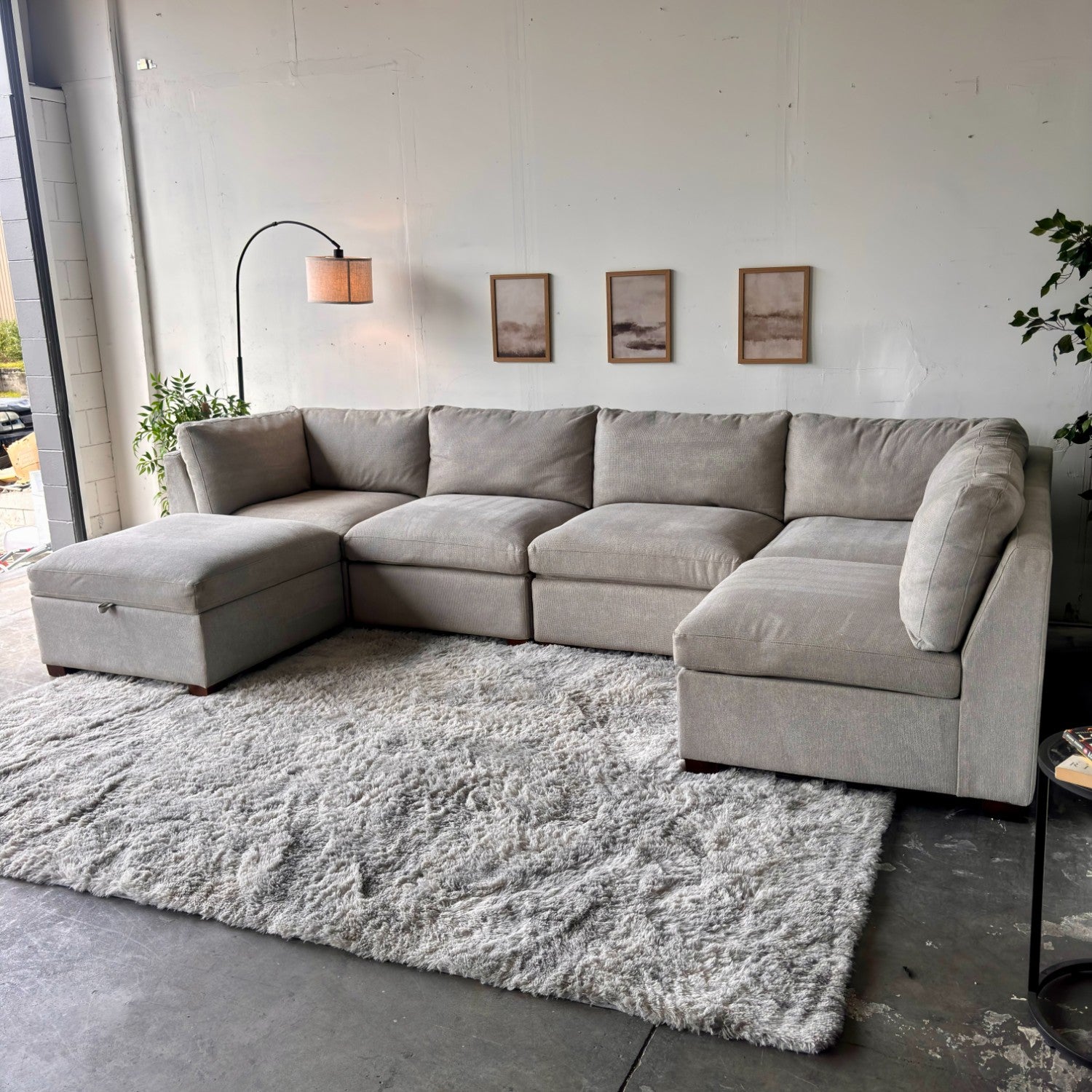 Beige Modular Thomasville "Tisdale" Sectional with Storage Ottoman - Modular Comfort