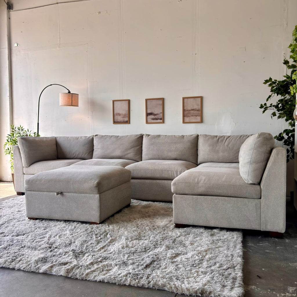 Beige Modular Thomasville "Tisdale" Sectional with Storage Ottoman - Modular Comfort