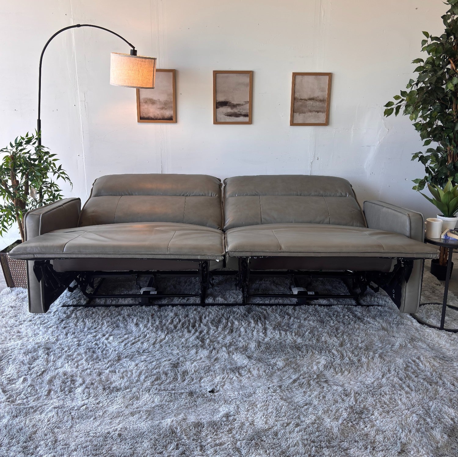 Henredon Keira Leather Zero-gravity Reclining Sofa
